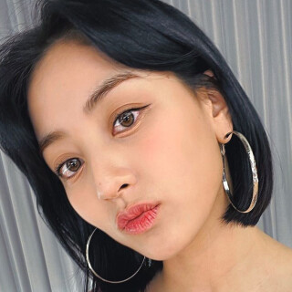 Le-Sserafim---Jihyo-x